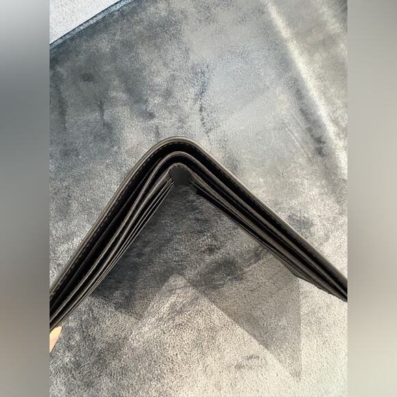 Versace Medusa Black Leather Wallet - Picture 2 of 8